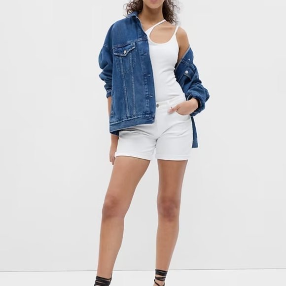 GAP White 5” Mid Rise Girlfriend Denim Shorts/NWT/Size 27/4 - Picture 2 of 15